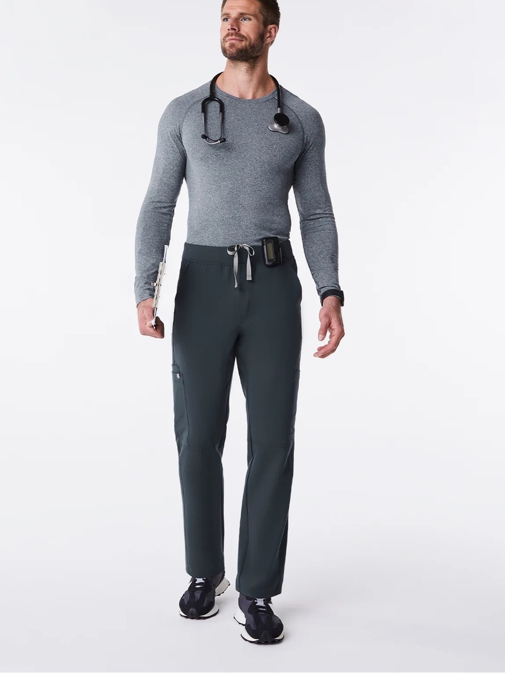 Figs nurse Axim Cargo Scrub Pants size S in dark harbor